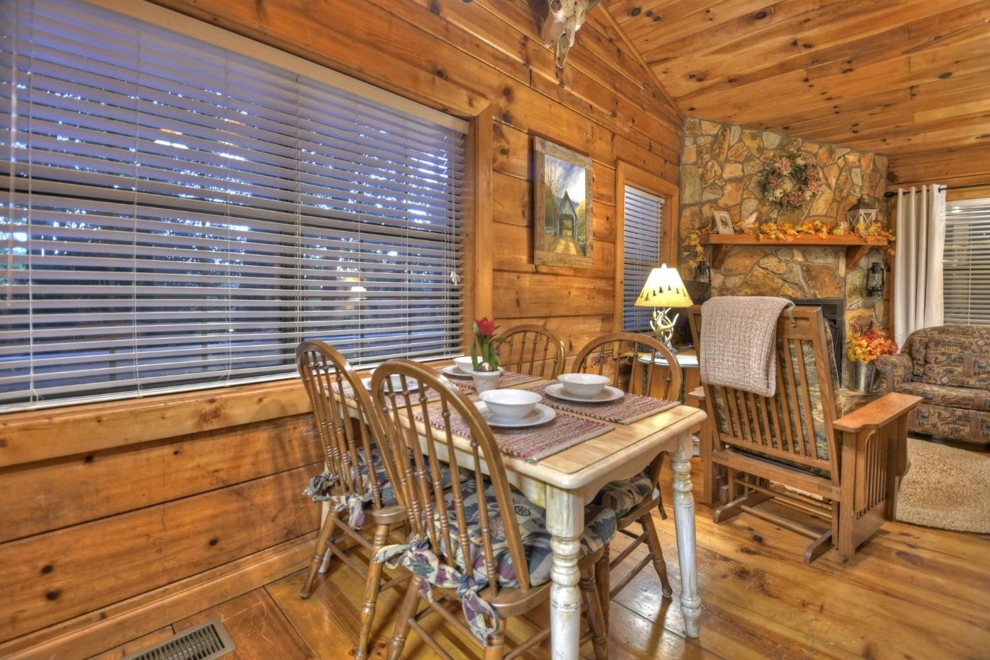 Hygge Haus Rustic Charm Cozy Beds And A Serene Location Ellijay Εξωτερικό φωτογραφία